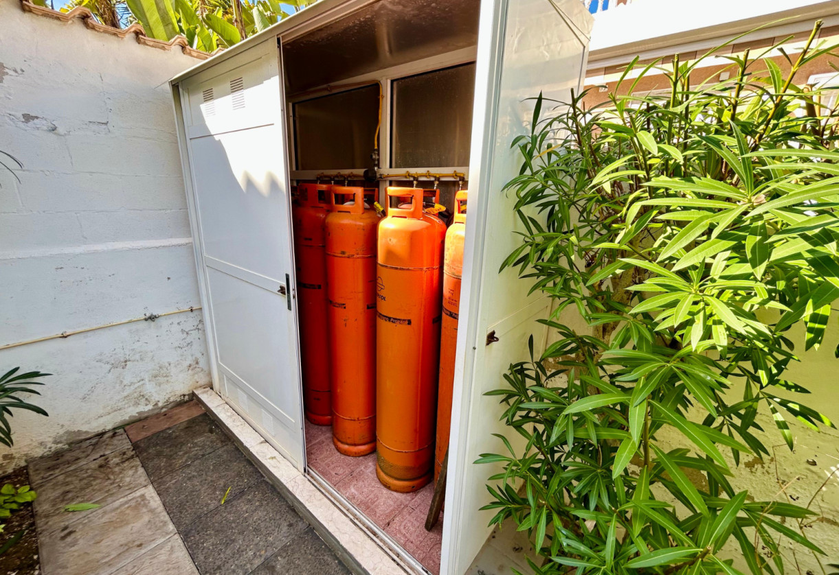 Reventa · Detached House / Villa · El Chaparral