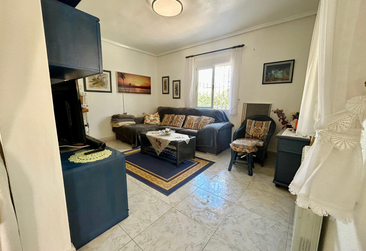 Reventa · Detached House / Villa · El Chaparral