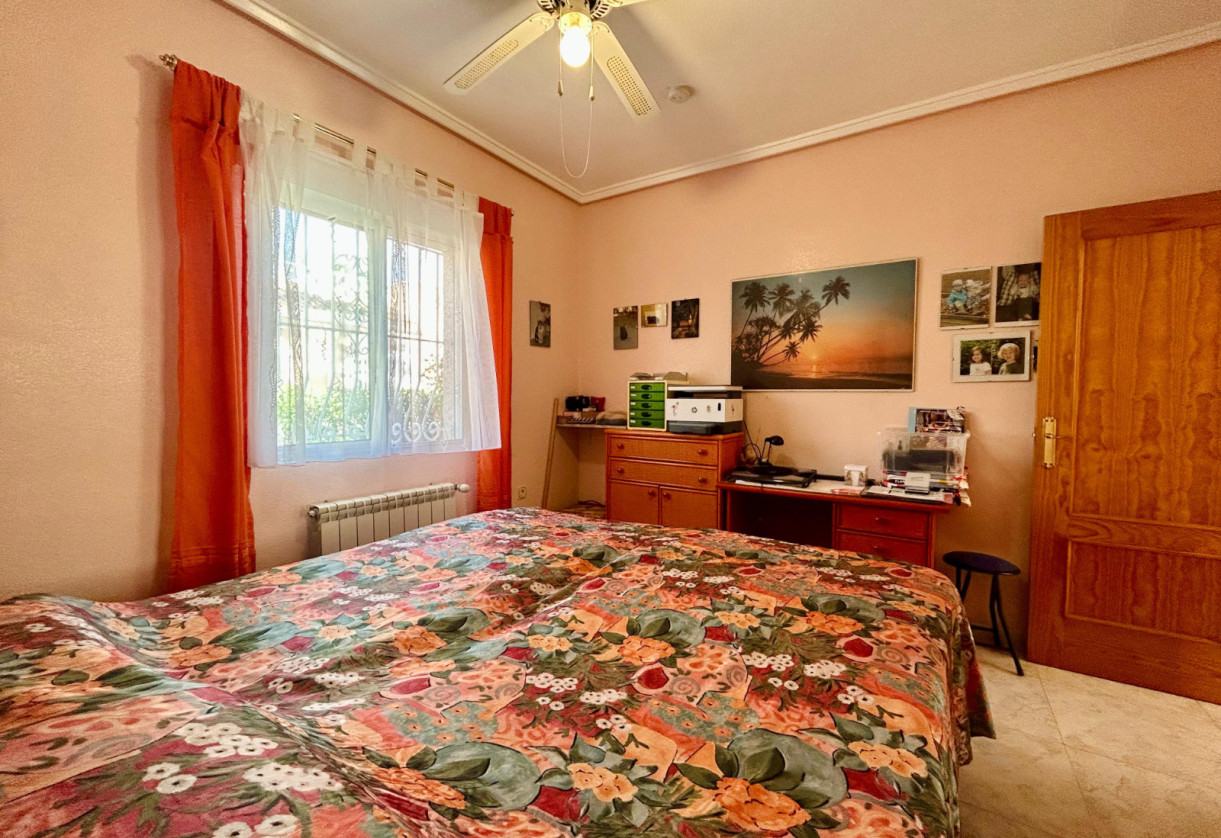 Reventa · Detached House / Villa · El Chaparral