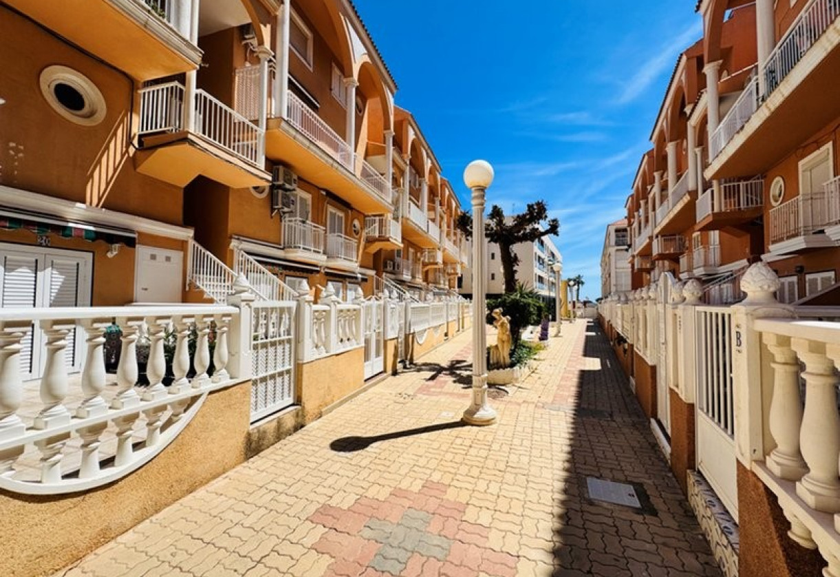Rynek wtórny · Townhouse · La Mata · Puerto Romano