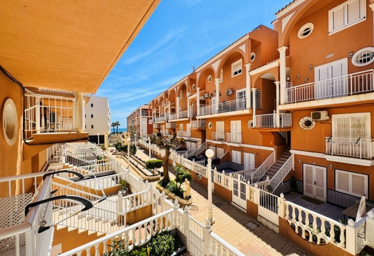 Rynek wtórny · Townhouse · La Mata · Puerto Romano