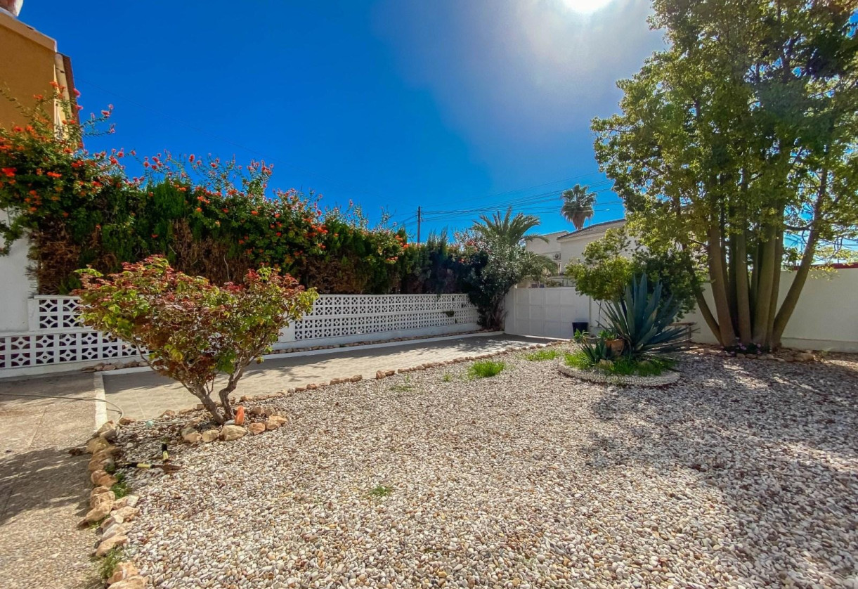 Sale · Chalet · Torrevieja · AGUAS NUEVAS