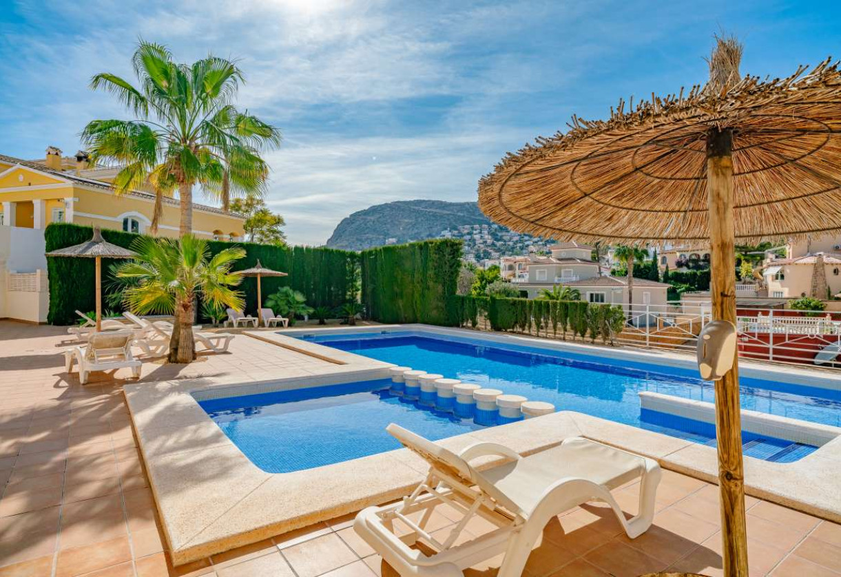 Resale · House · Calpe