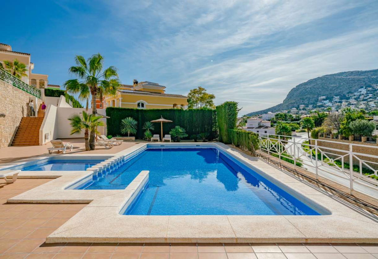 Resale · House · Calpe
