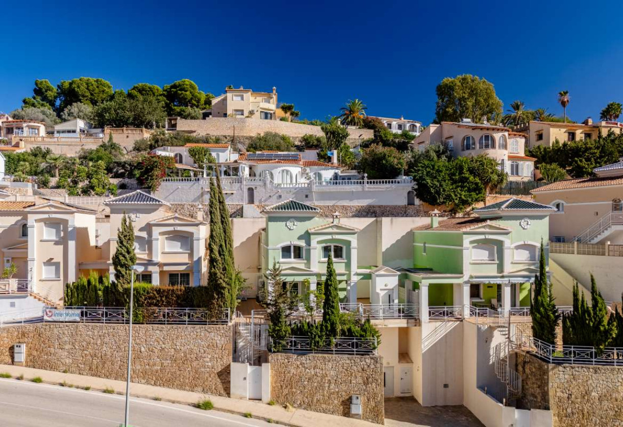 Resale · House · Calpe