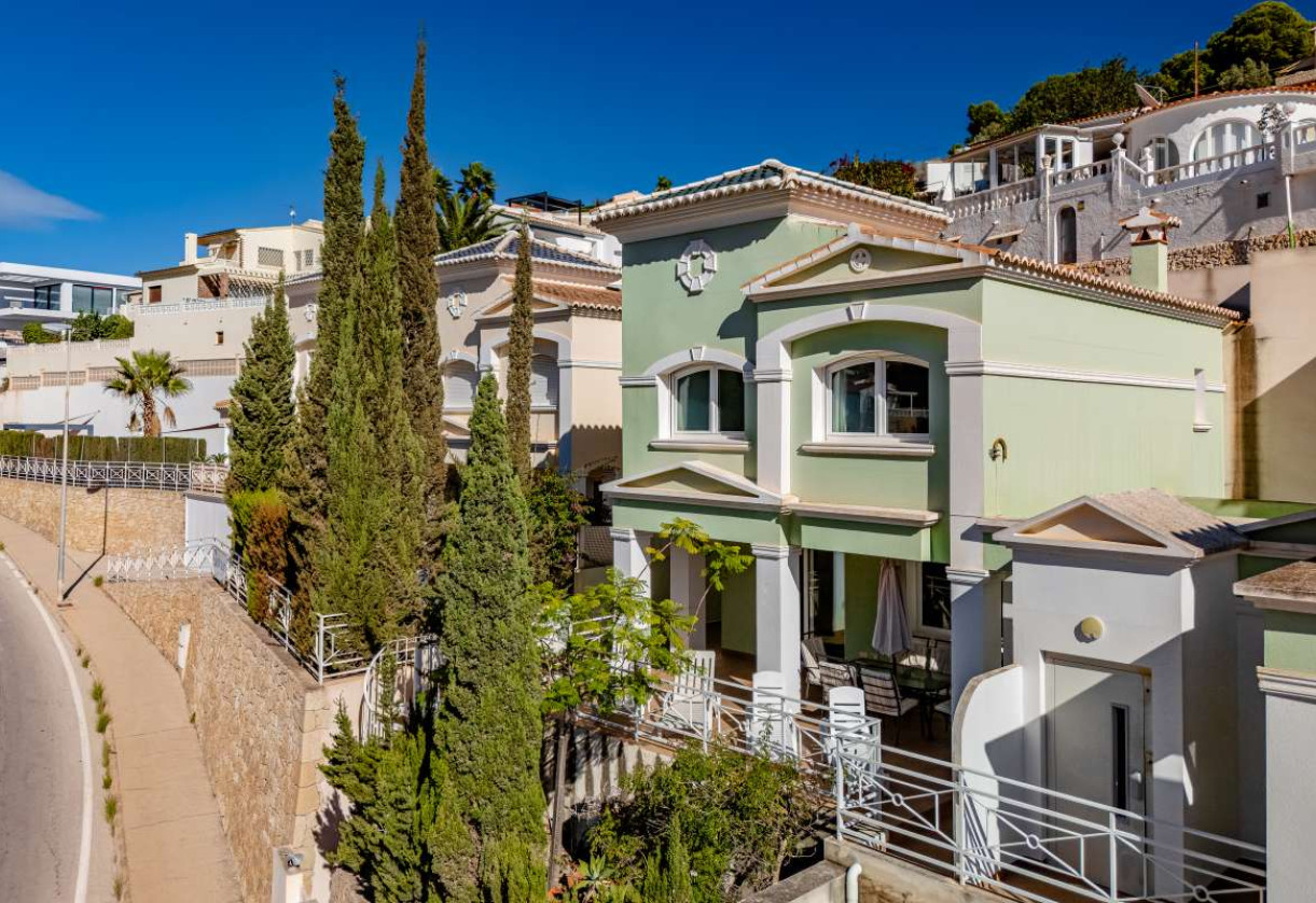 Resale · House · Calpe