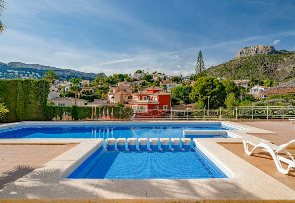 Resale · House · Calpe