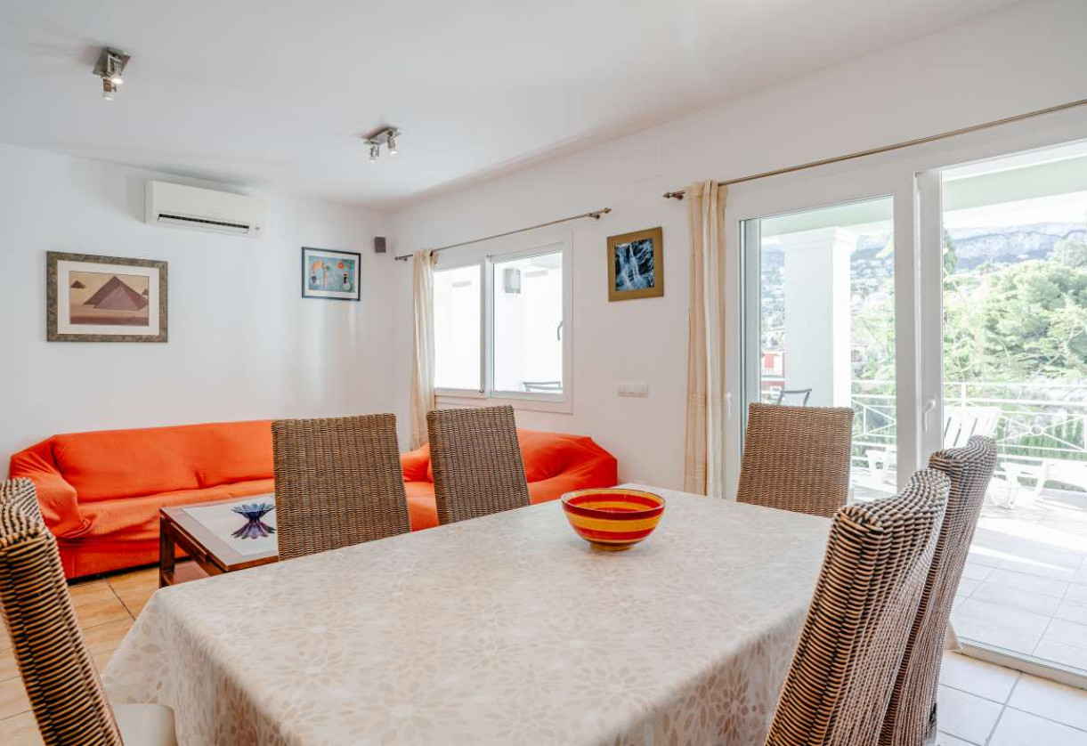 Resale · House · Calpe