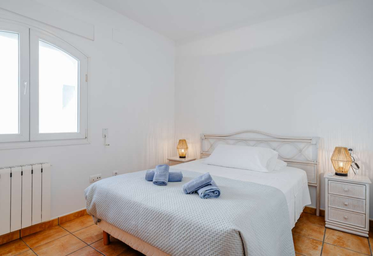 Resale · House · Calpe