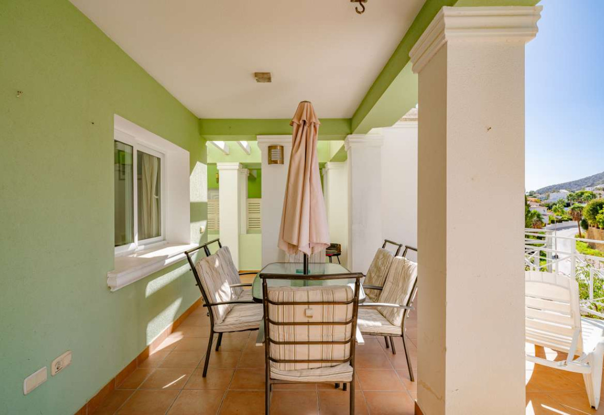 Resale · House · Calpe