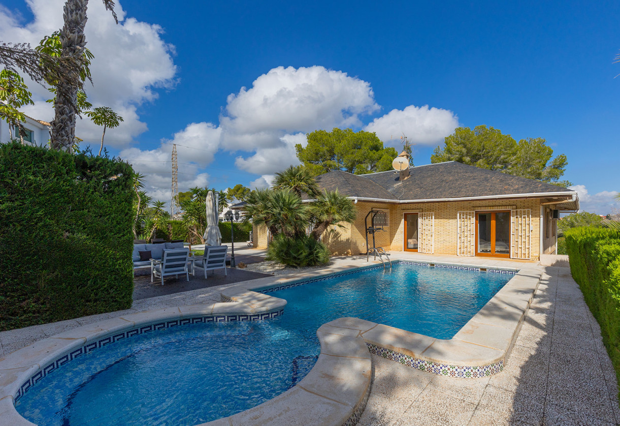 Sale · Villa · Orihuela Costa · Las Filipinas