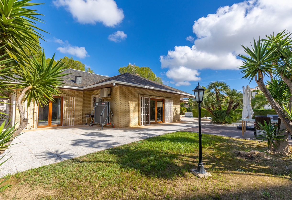 Sale · Villa · Orihuela Costa · Las Filipinas