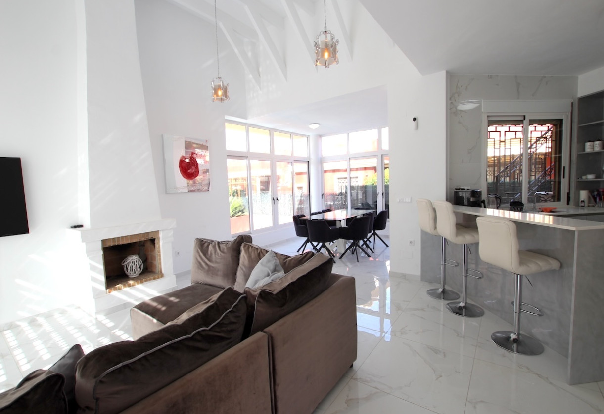 Sale · Villa · Algorfa - Urb. Lo Crispin