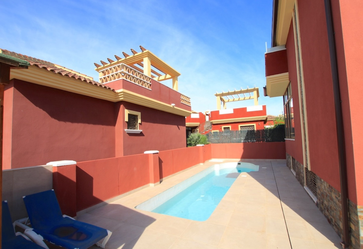 Sale · Villa · Algorfa - Urb. Lo Crispin