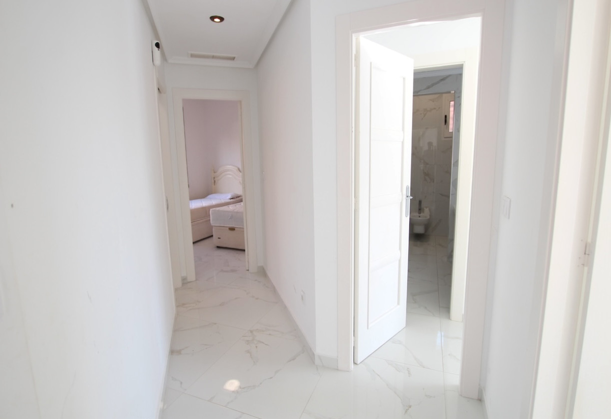 Sale · Villa · Algorfa - Urb. Lo Crispin