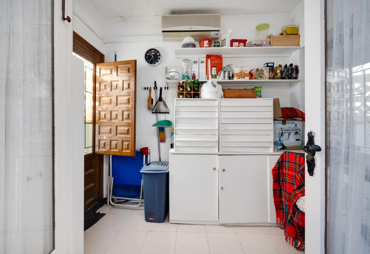 Reventa · terraced house · Torrevieja · Los Ángeles