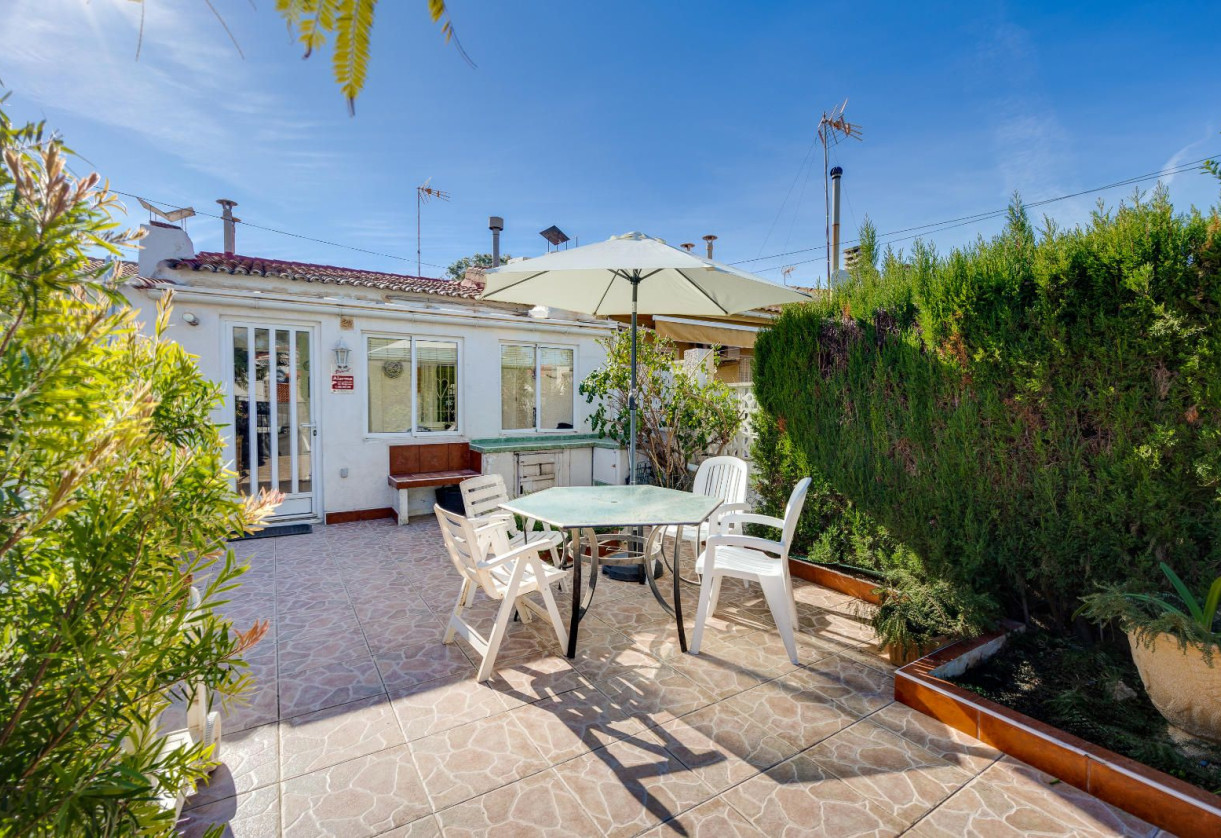 Reventa · terraced house · Torrevieja · Los Ángeles