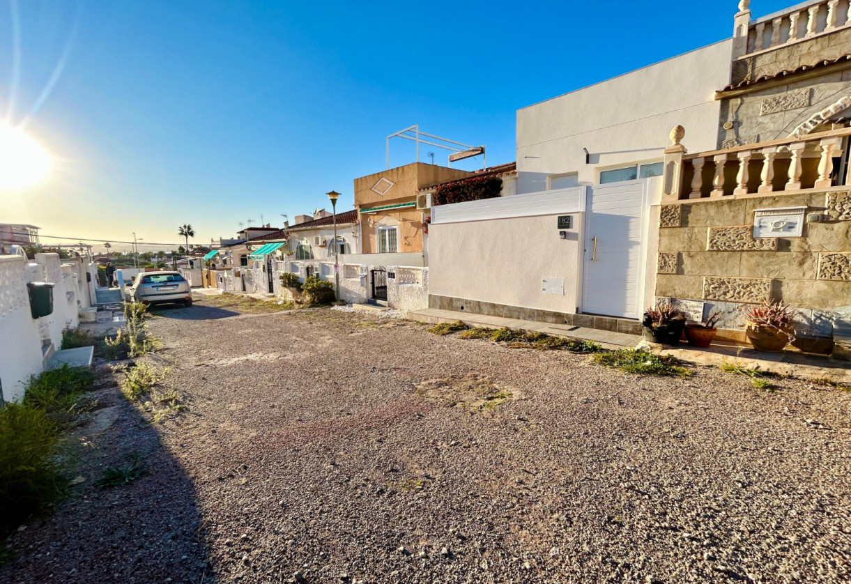 Rynek wtórny · Townhouse · Torrevieja · Urbanización San Luis