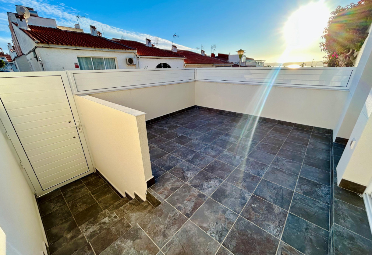 Rynek wtórny · Townhouse · Torrevieja · Urbanización San Luis