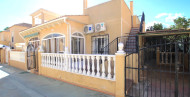 Resale · Townhouse · Los Balcones
