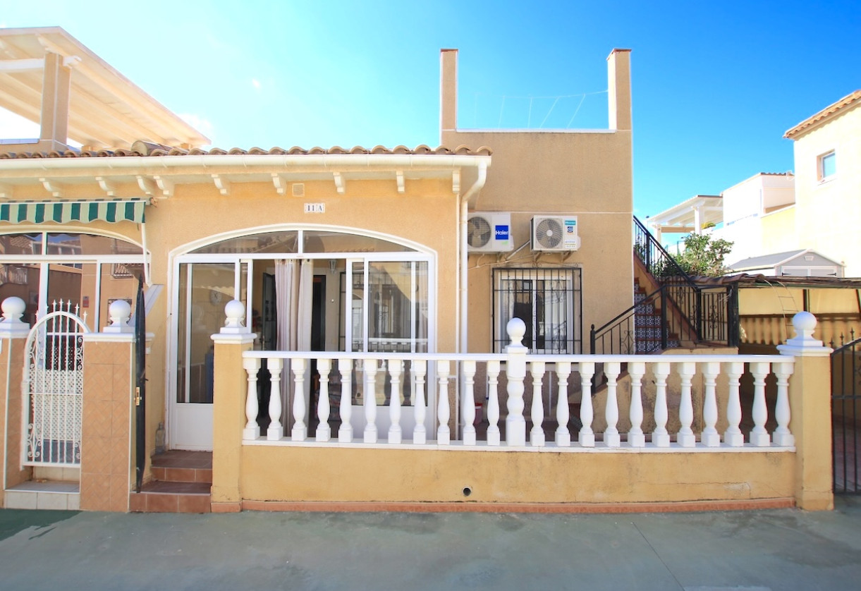 Resale · Townhouse · Los Balcones