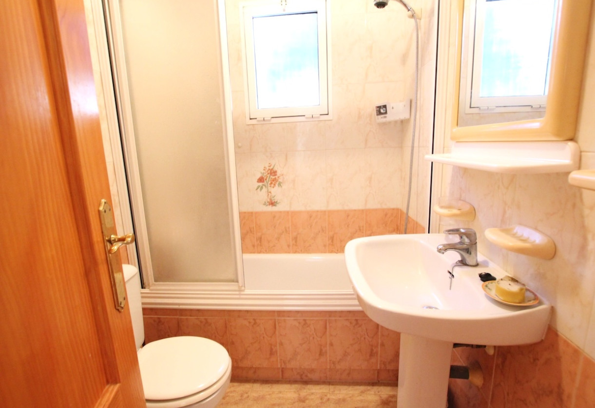 Resale · Townhouse · Los Balcones