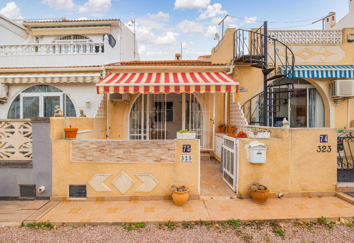 Sale · terraced house · Torrevieja