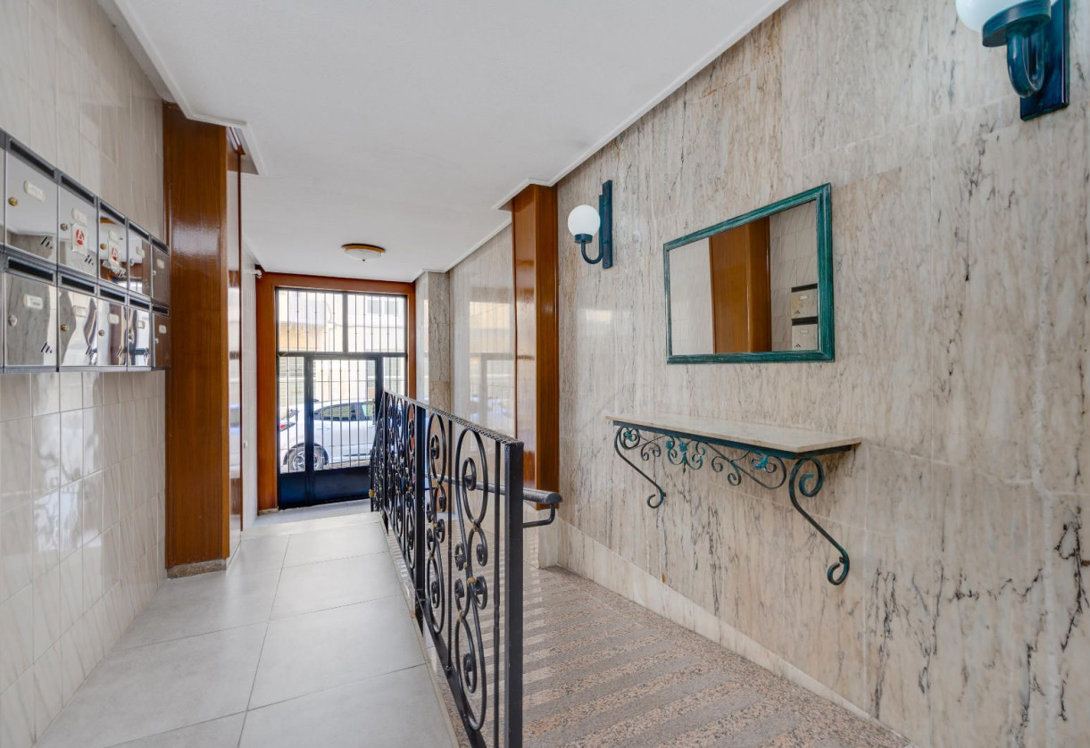 Sale · Apartment · Torrevieja · Centro
