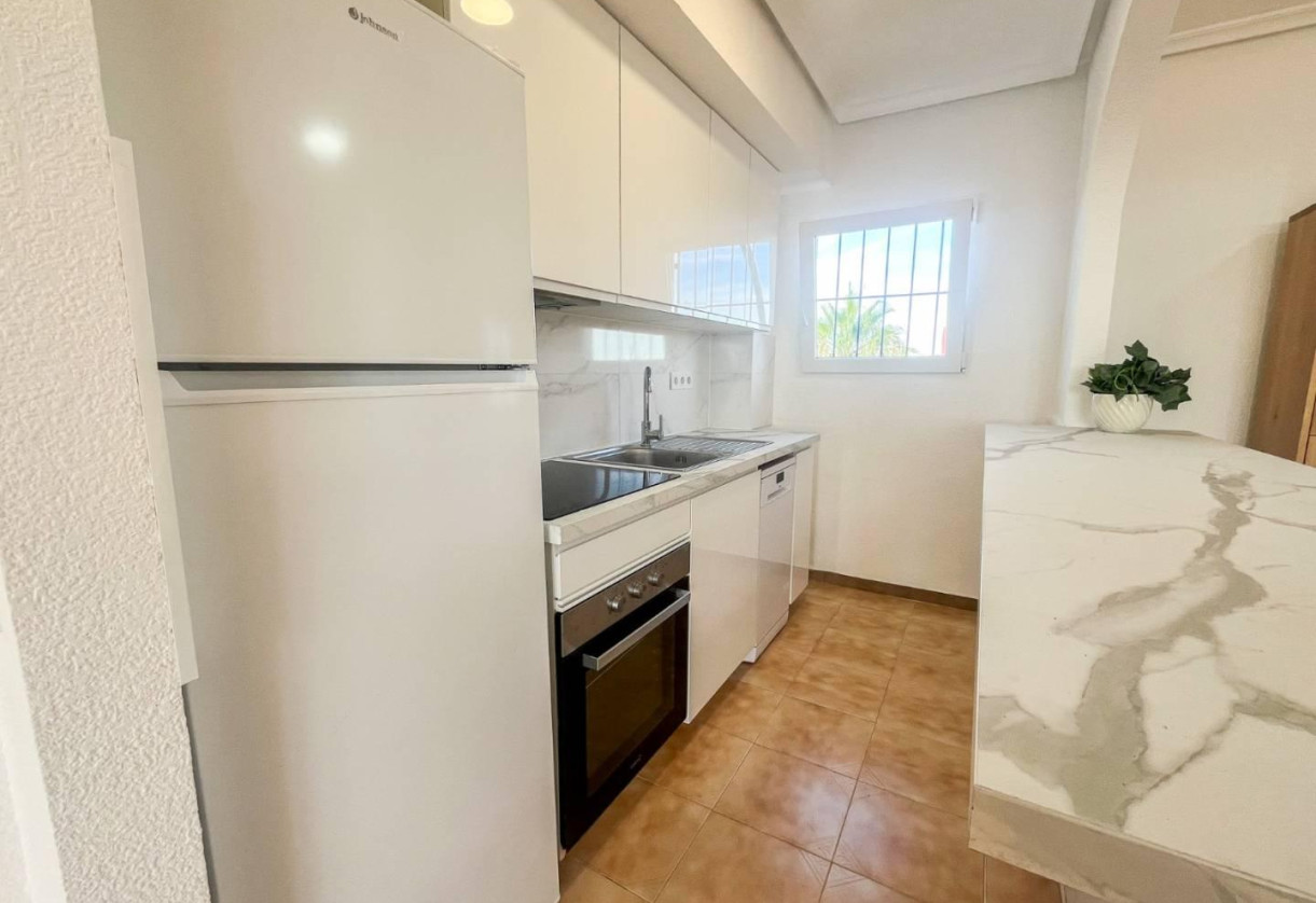 Sale · APARTAMENTO · Torrevieja · Punta Prima