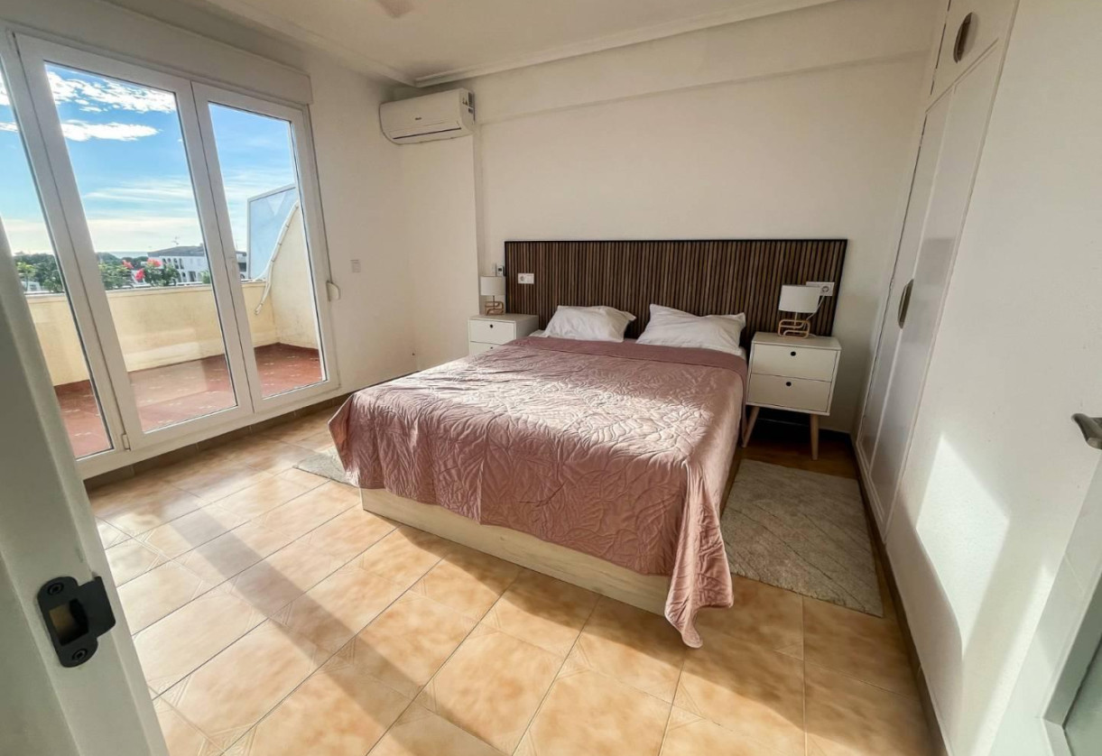 Sale · APARTAMENTO · Torrevieja · Punta Prima