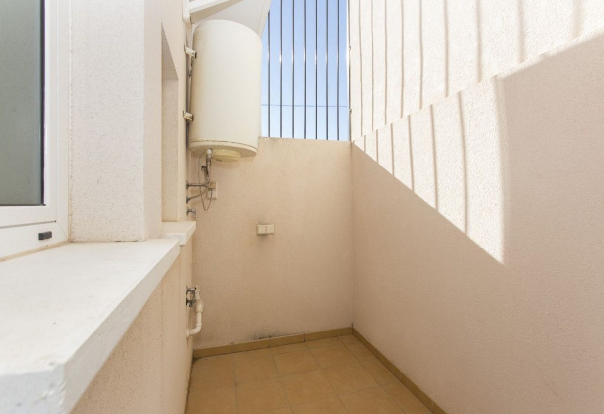 Rynek pierwotny · Terraced Houses · Santa Pola