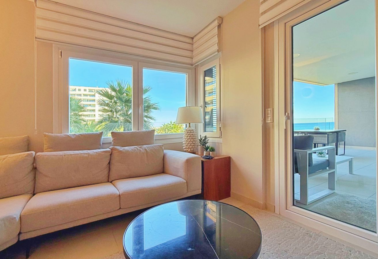 Rynek wtórny · Apartment · Torrevieja · Punta Prima