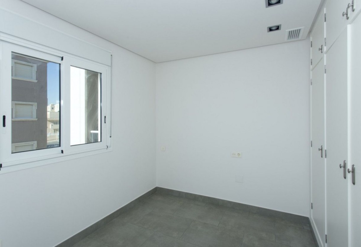 Rynek pierwotny · Terraced Houses · Santa Pola