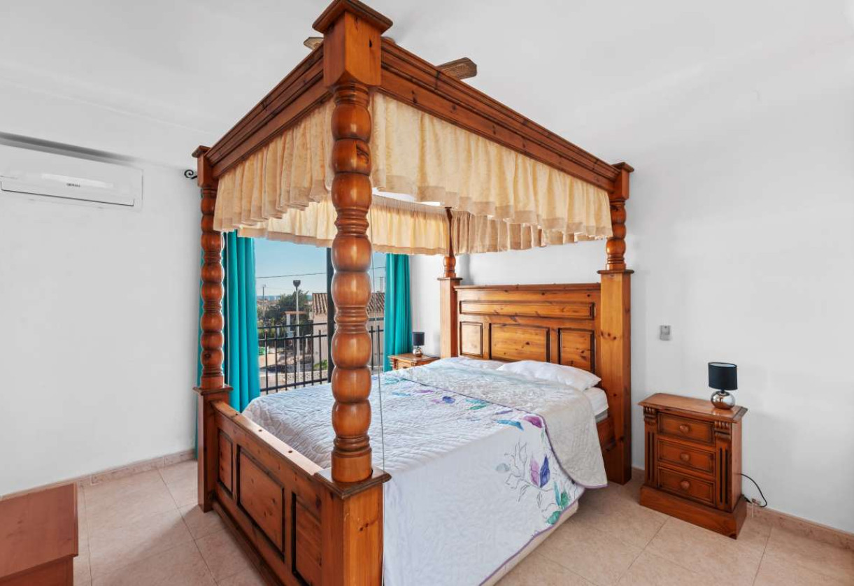 Rynek wtórny · detached house · Calpe