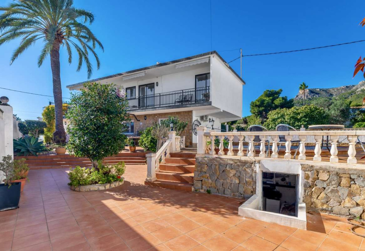 Rynek wtórny · detached house · Calpe