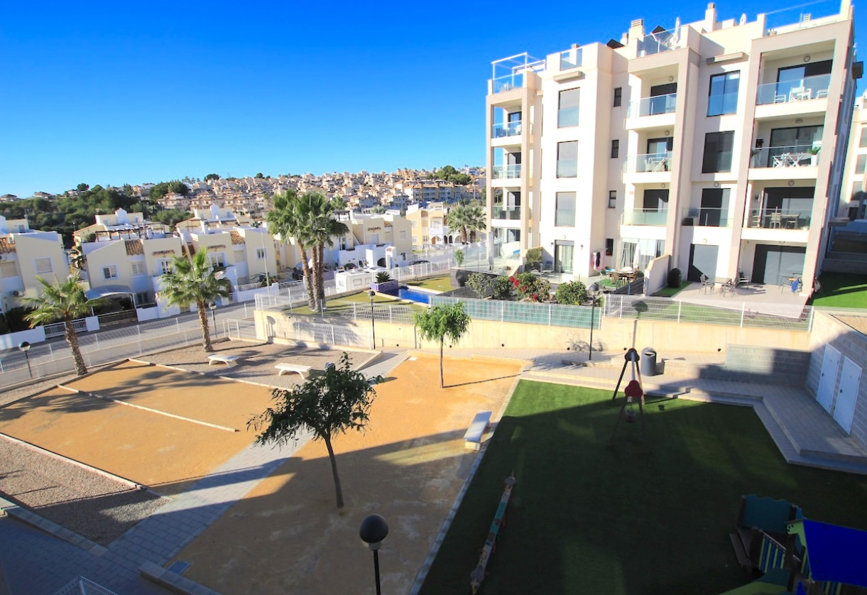 Resale · Apartment · Villamartin