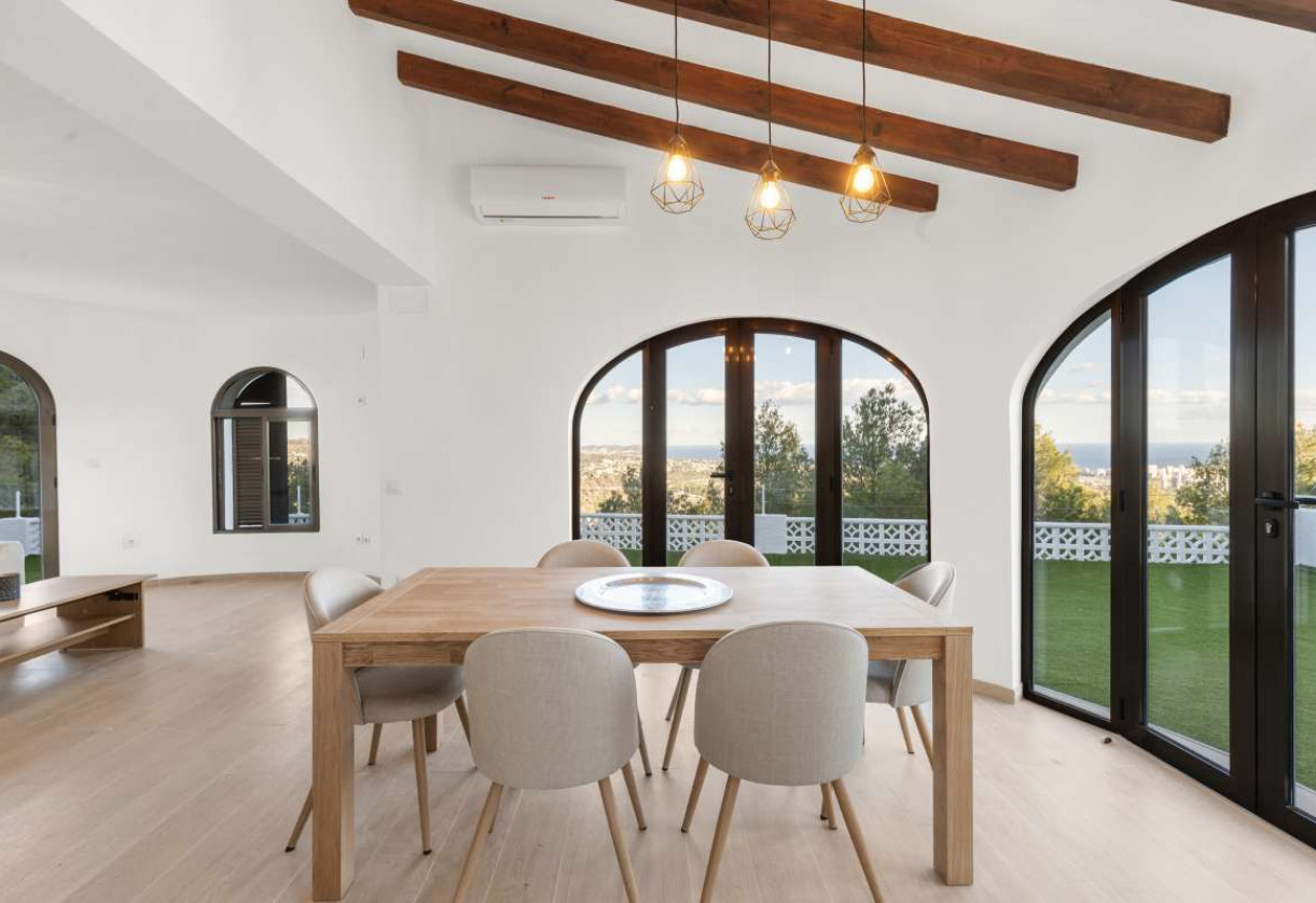 Resale · detached house · Calpe