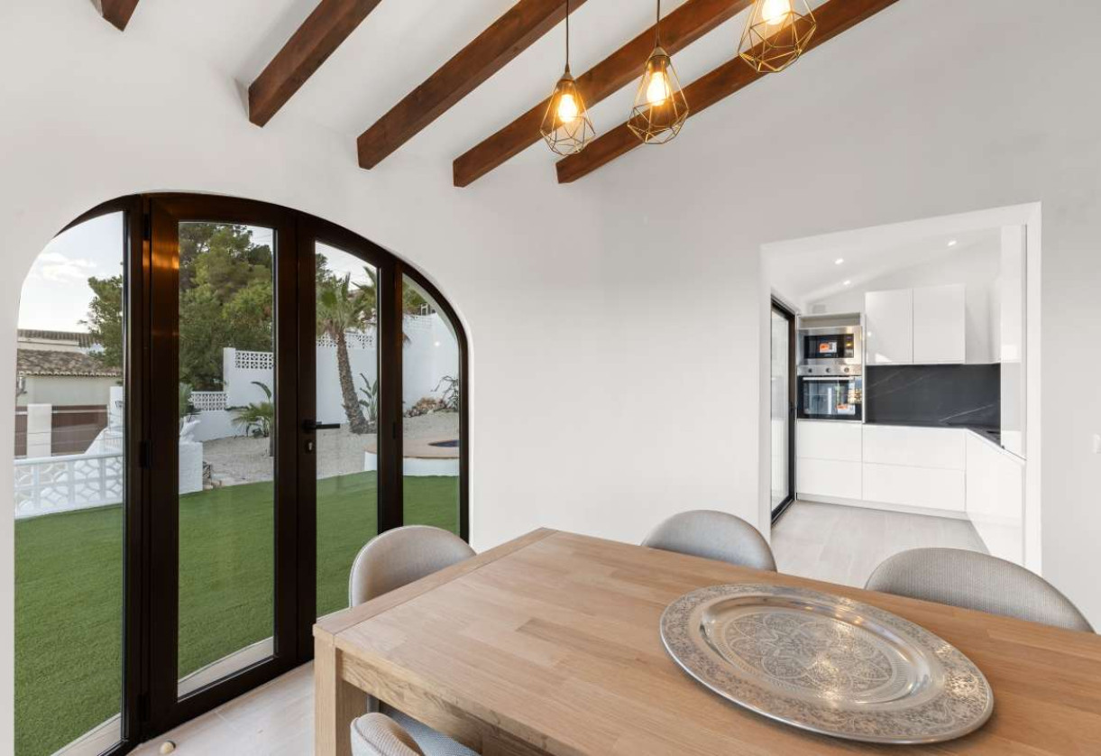 Resale · detached house · Calpe