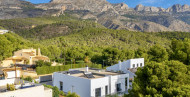 Sale · detached house · Altea