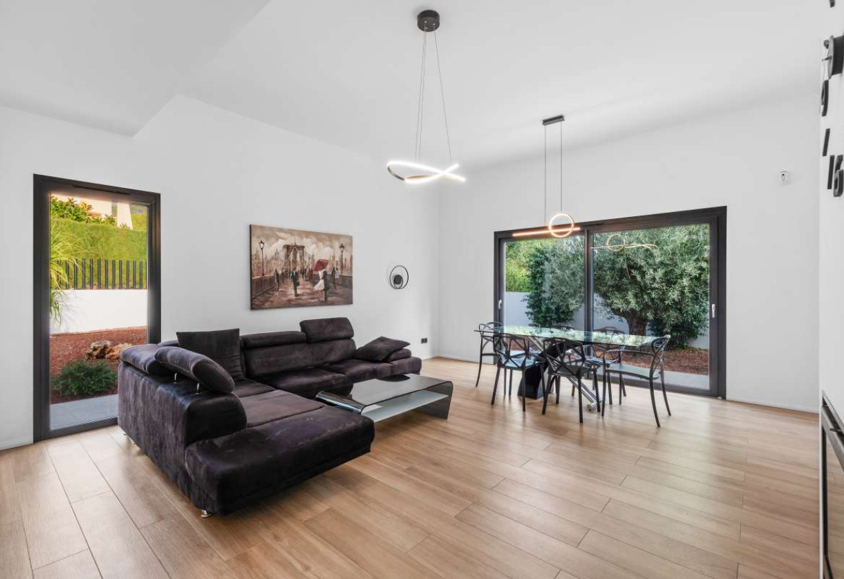 Sale · detached house · Altea