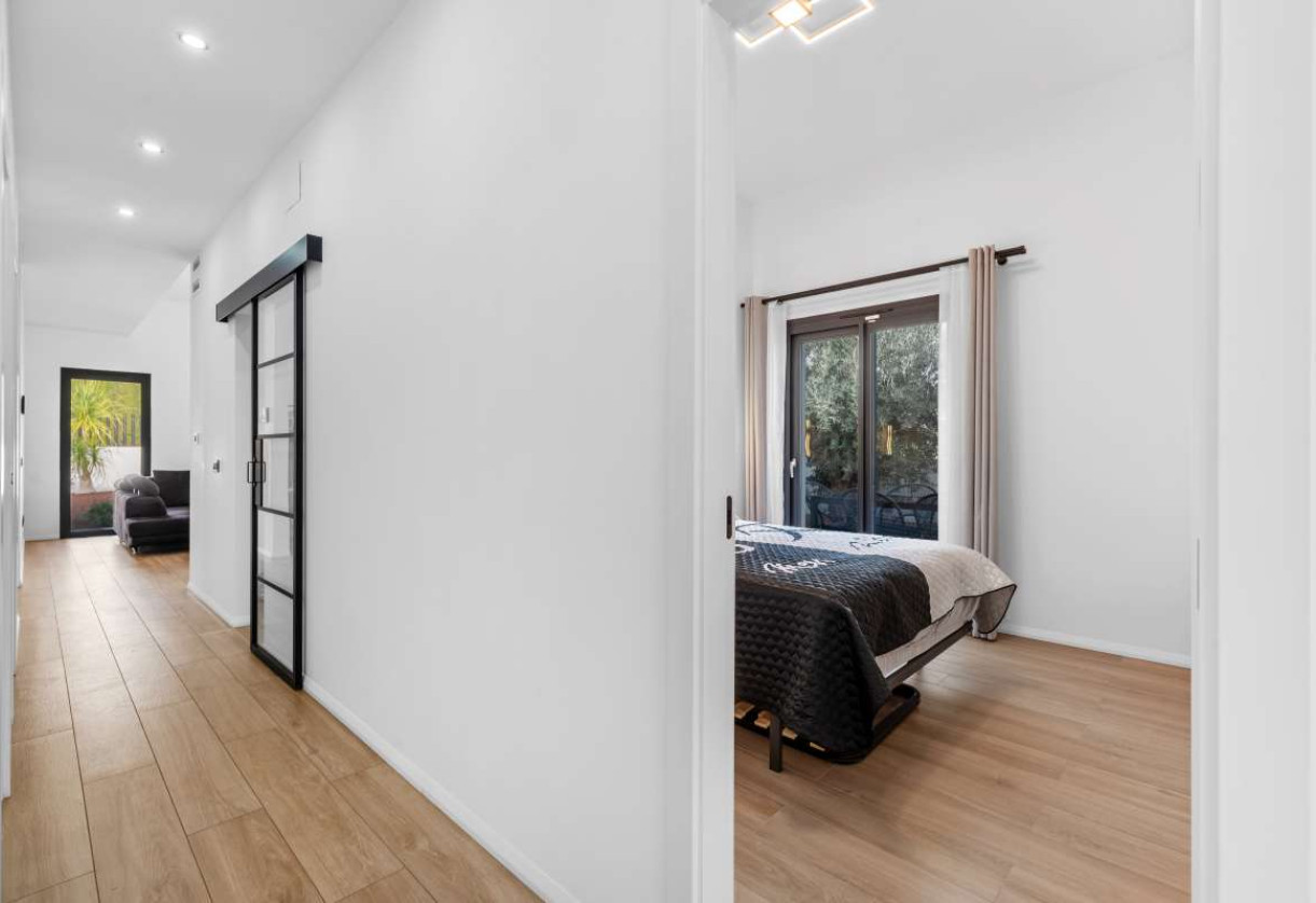 Sale · detached house · Altea