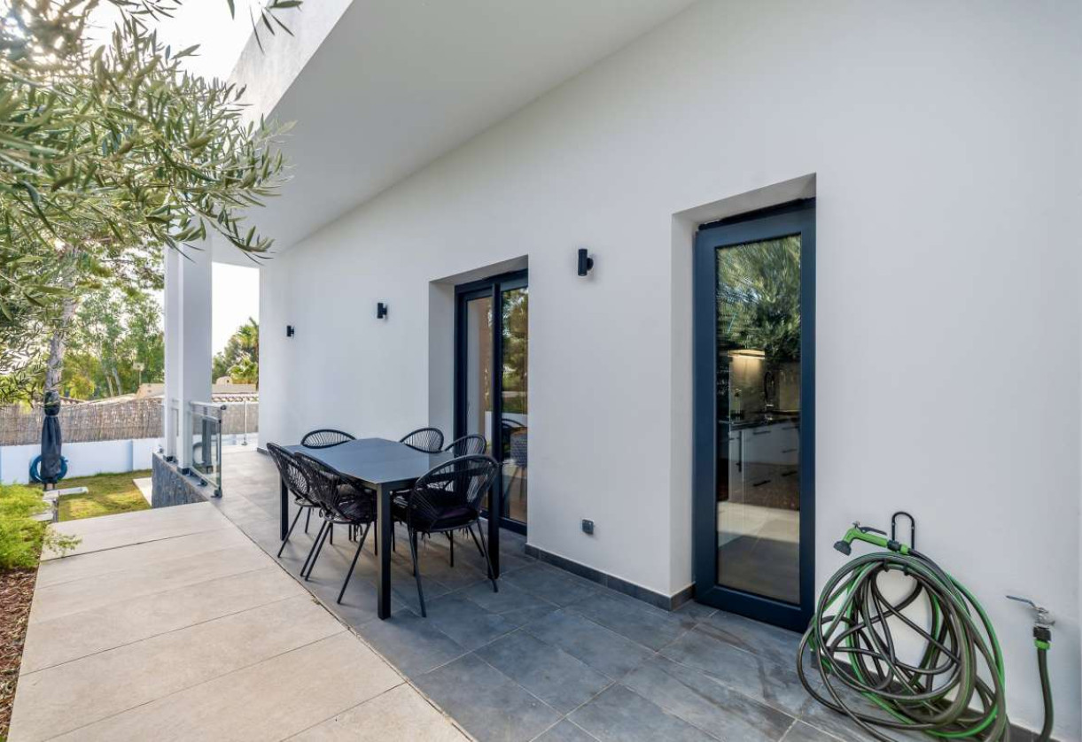 Sale · detached house · Altea