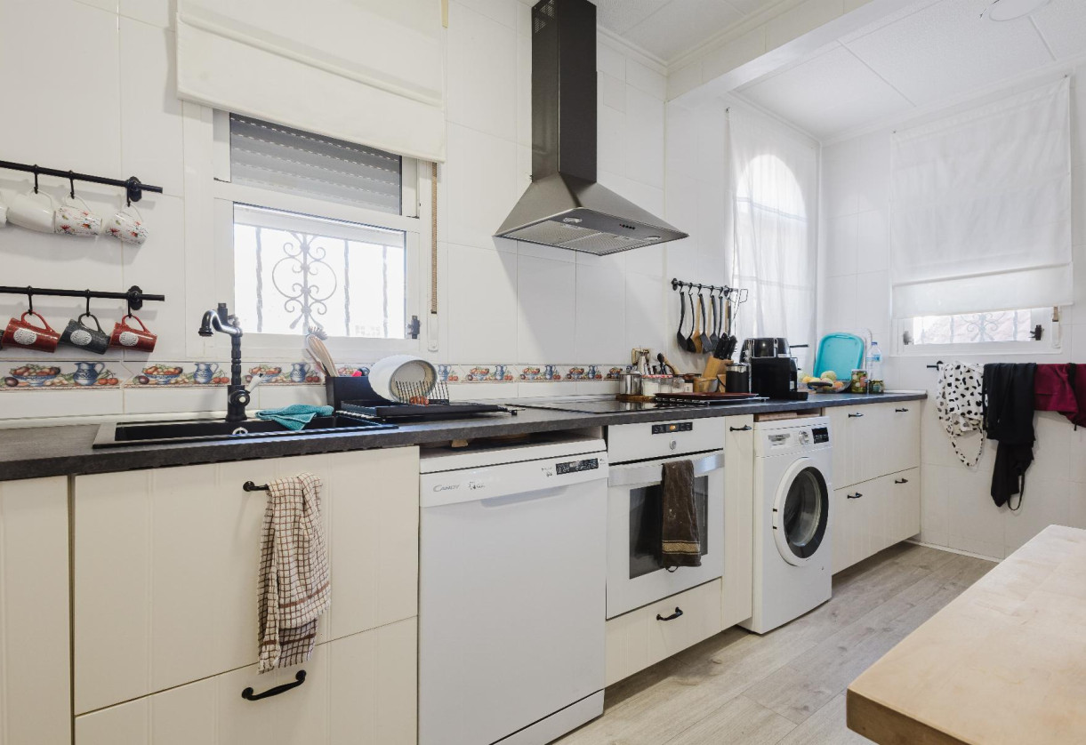 Resale · Chalet · Torrevieja · LA SIESTA