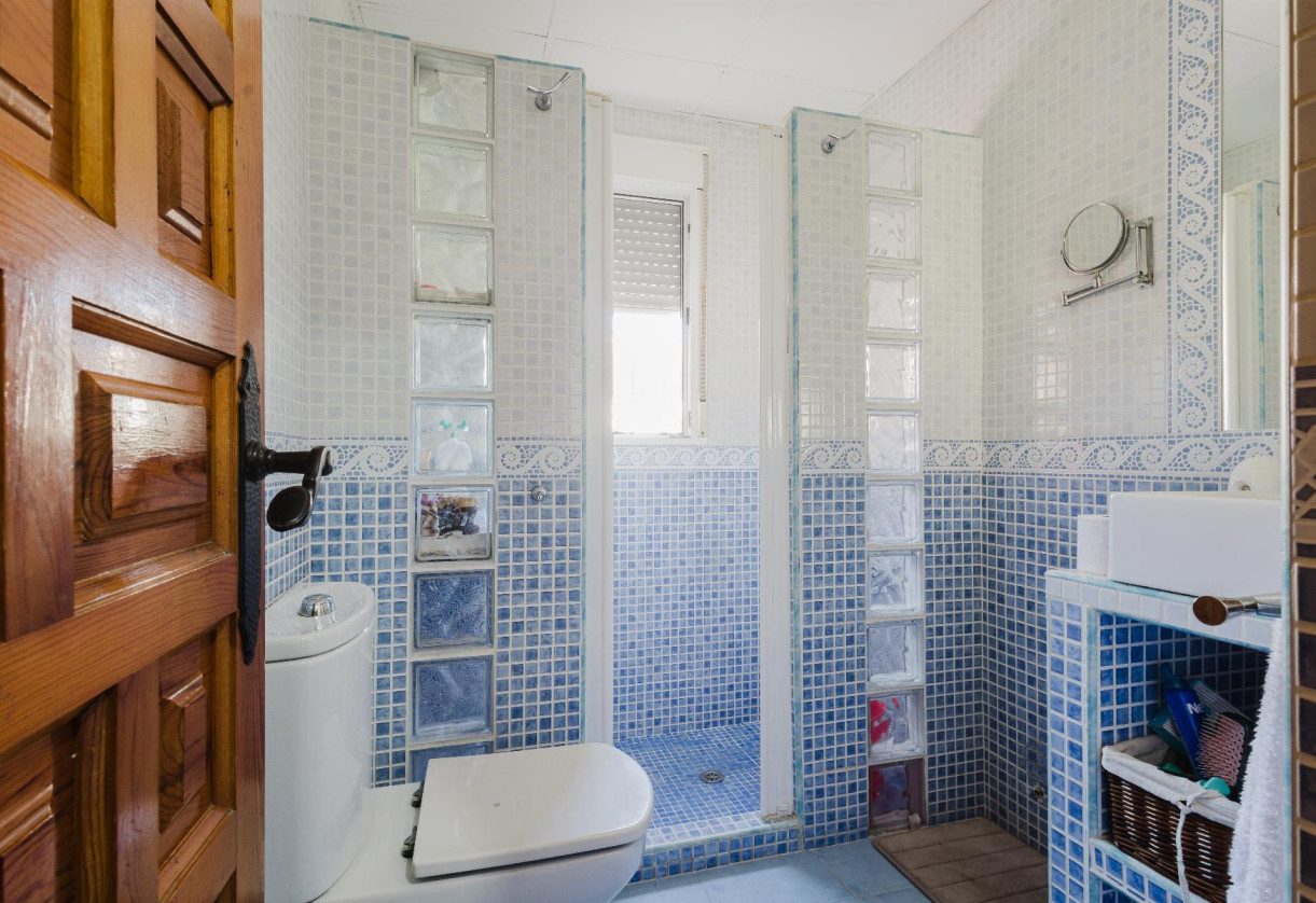 Resale · Chalet · Torrevieja · LA SIESTA