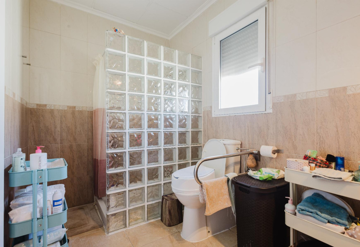 Resale · Chalet · Torrevieja · LA SIESTA