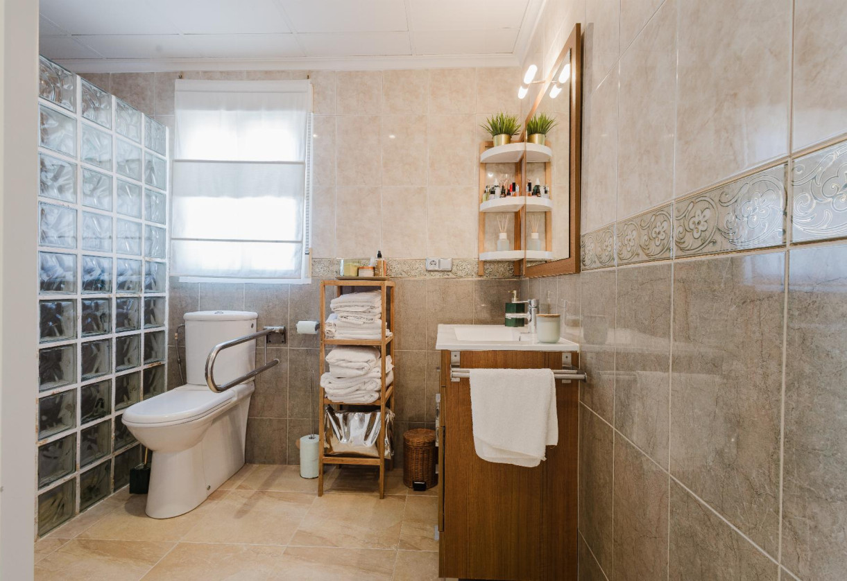 Resale · Chalet · Torrevieja · LA SIESTA