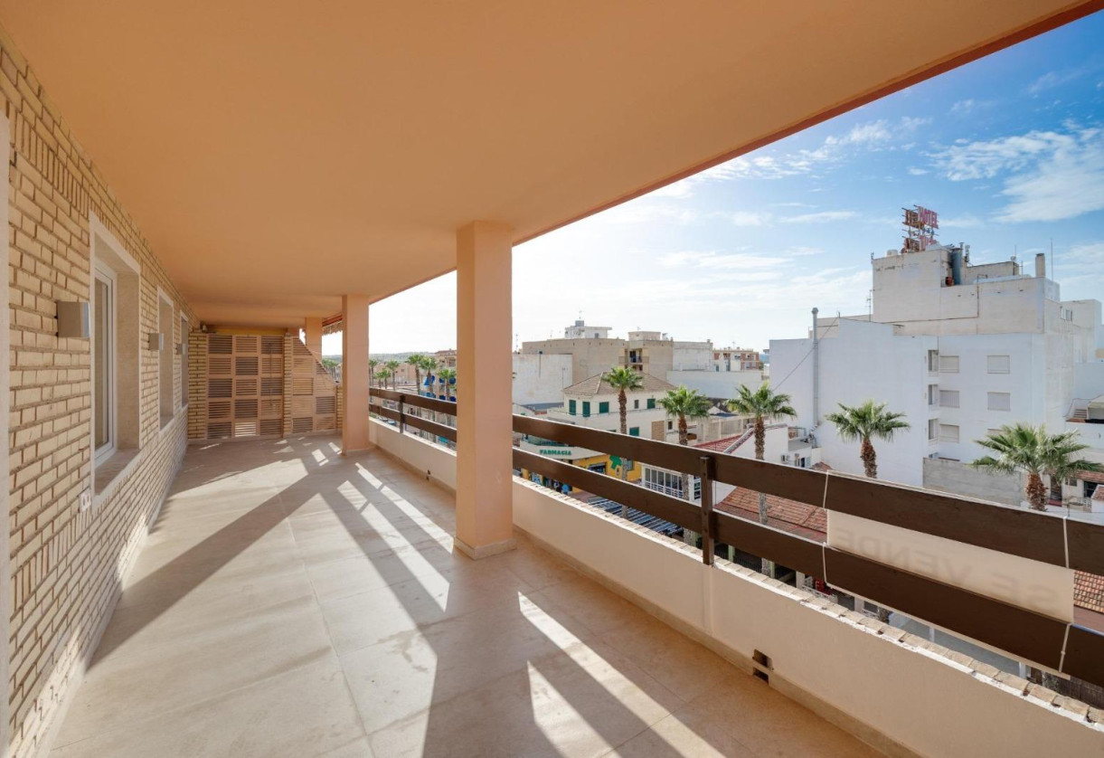 Resale · APARTAMENTO · Torrevieja · playa de los naufragos