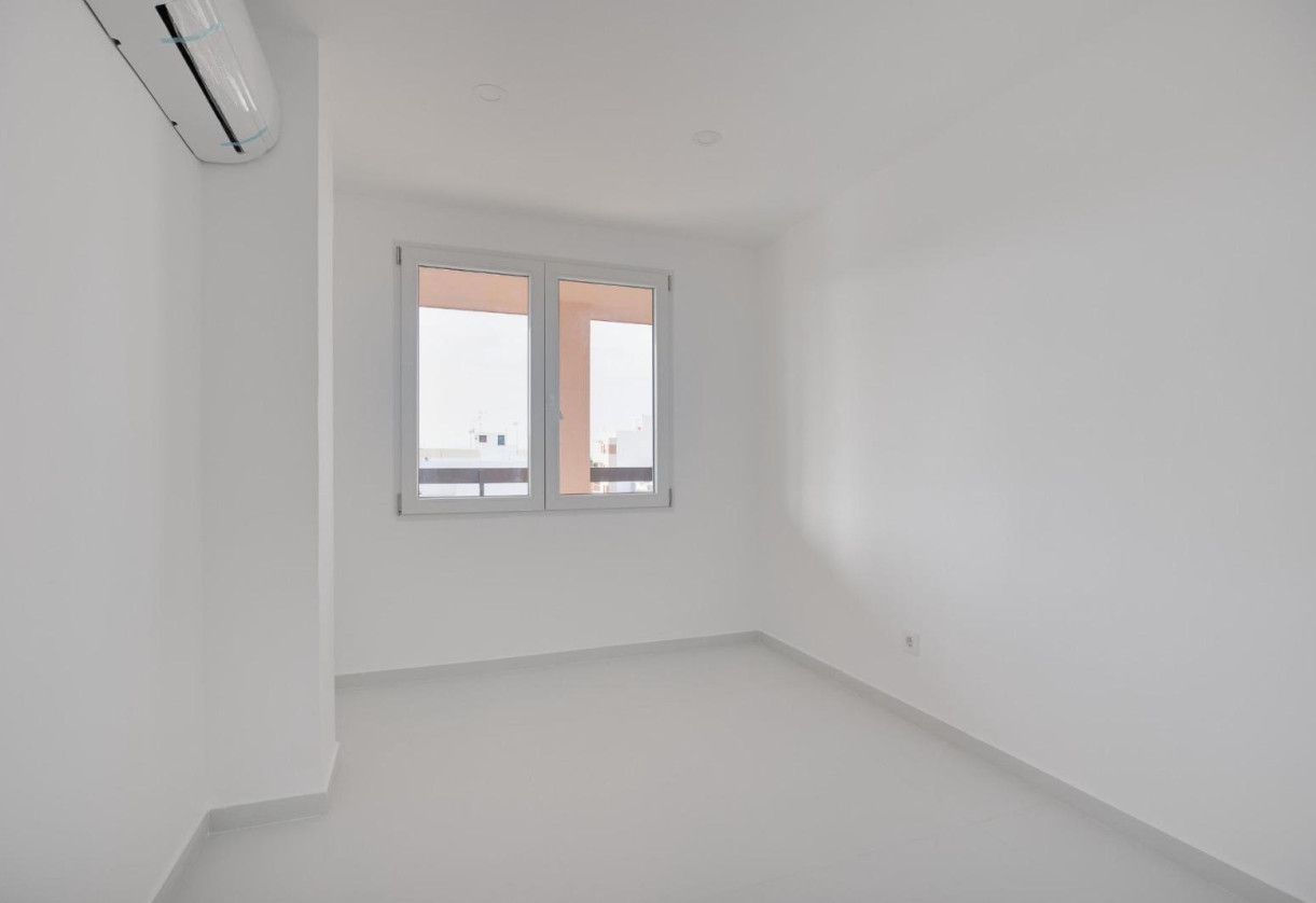 Resale · APARTAMENTO · Torrevieja · playa de los naufragos