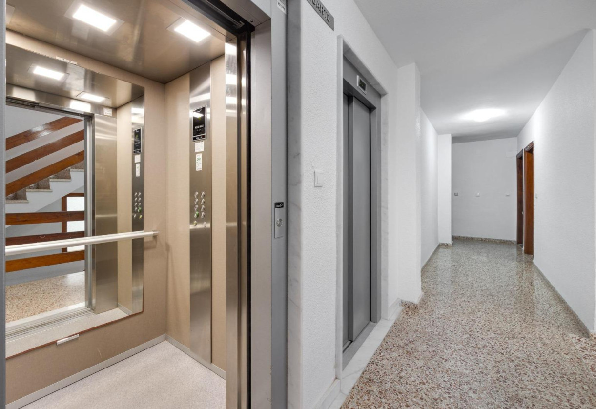 Resale · APARTAMENTO · Torrevieja · playa de los naufragos