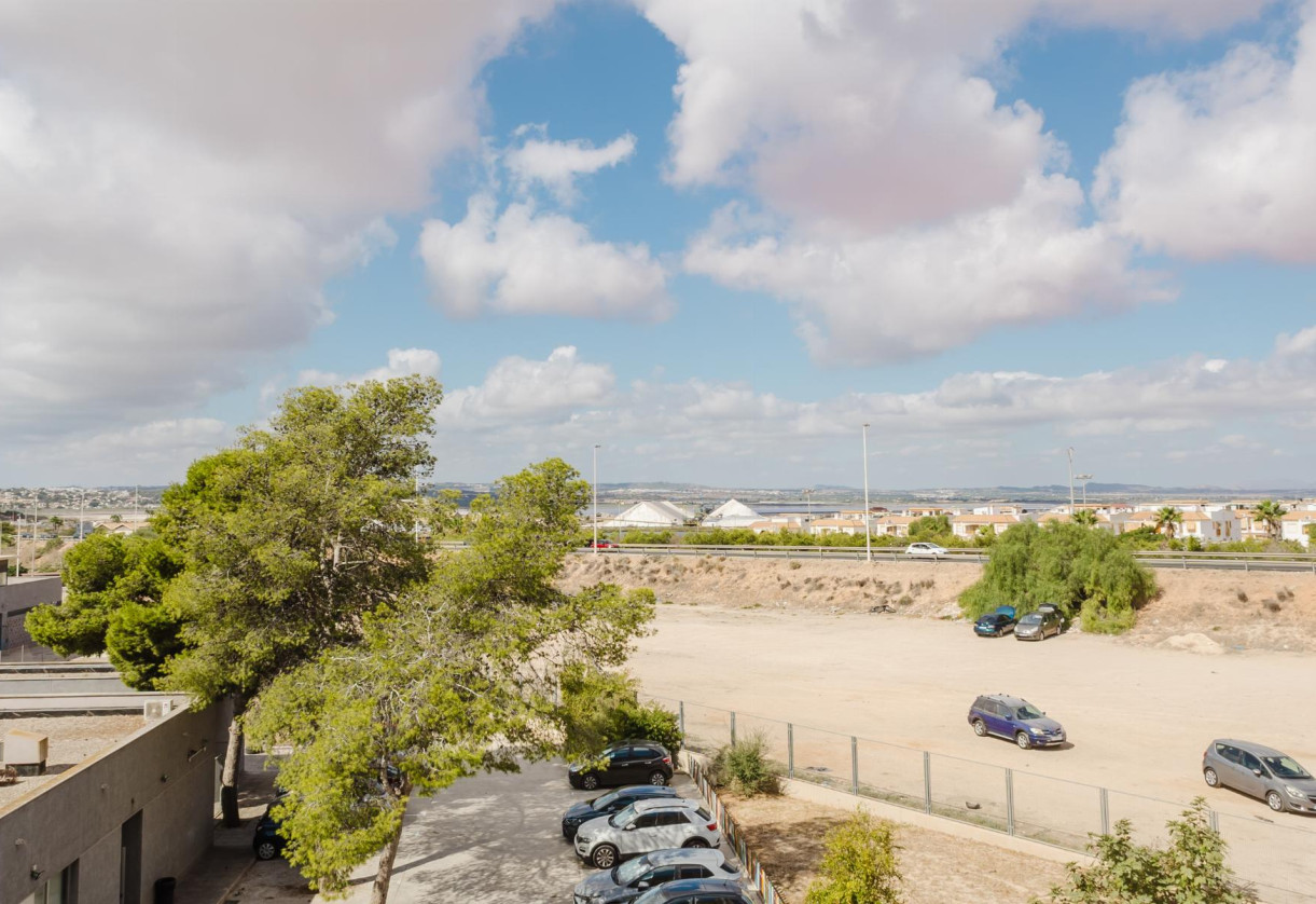 Sale · APARTAMENTO · Torrevieja · Parque de las Naciones